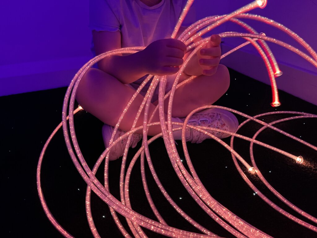 Jumbo Clear Strands